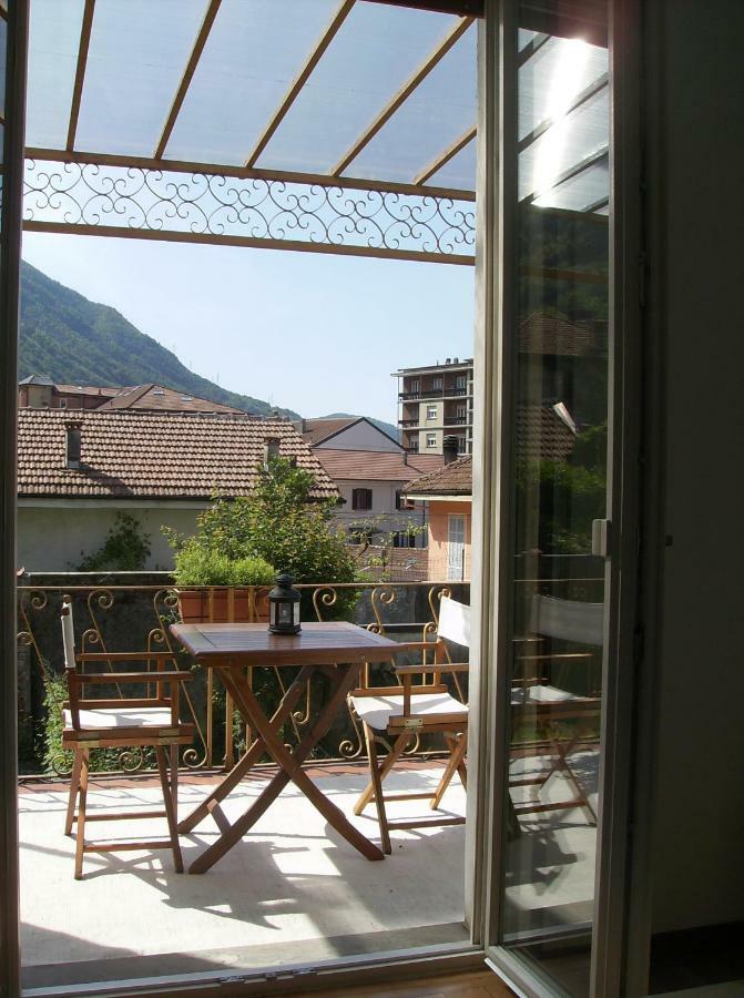 Casa Avezza Appartement Omegna Buitenkant foto